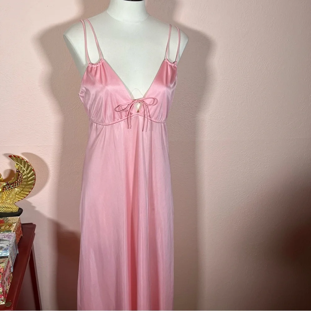 Vintage 1970 Mod Minimalist Pink Satin Feminine Long Slip Dress nightgown - Picture 13 of 16